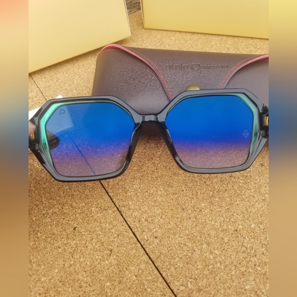 Etnia Barcelona sunglasses, lowest price I will offer